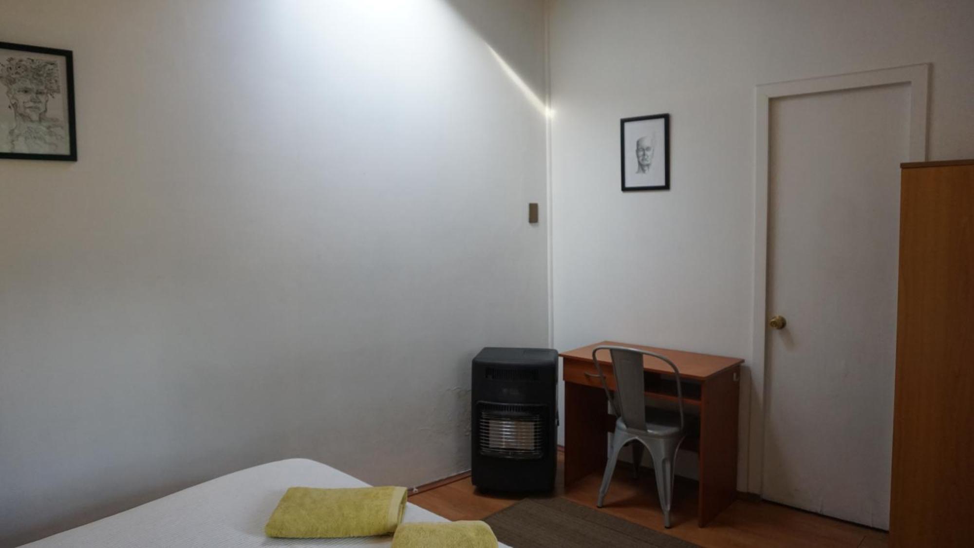 Ventana Sur Hostal Santiago Exterior photo